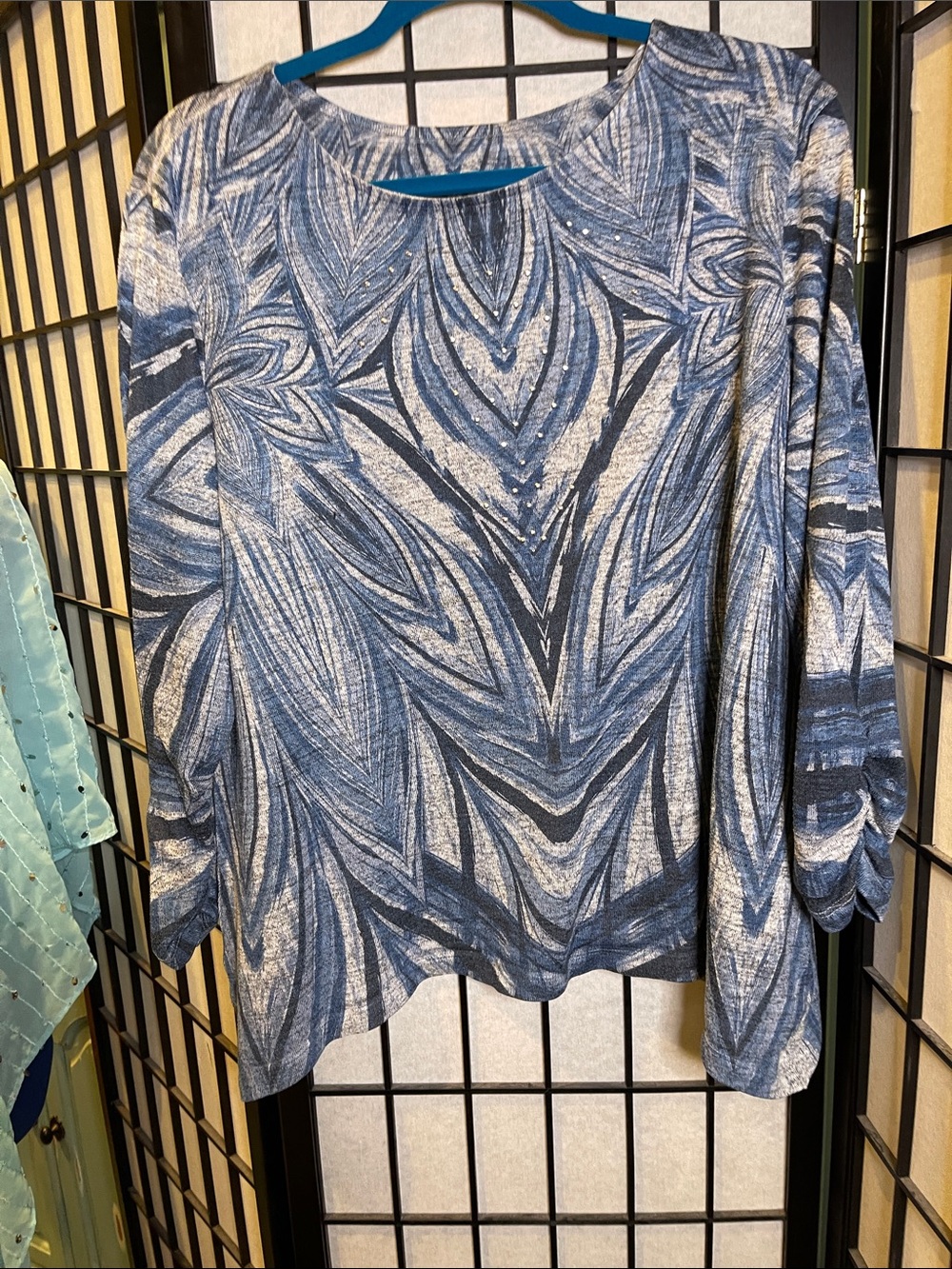 Blue Patterned Long-Sleeve Women’s Top